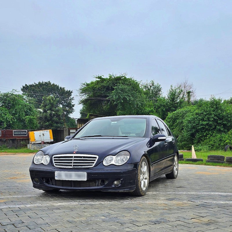 Mercedes C200 W203 Manual