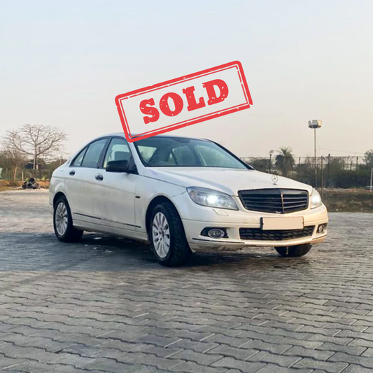 Mercedes C200 W204 (2011) | Street Legal
